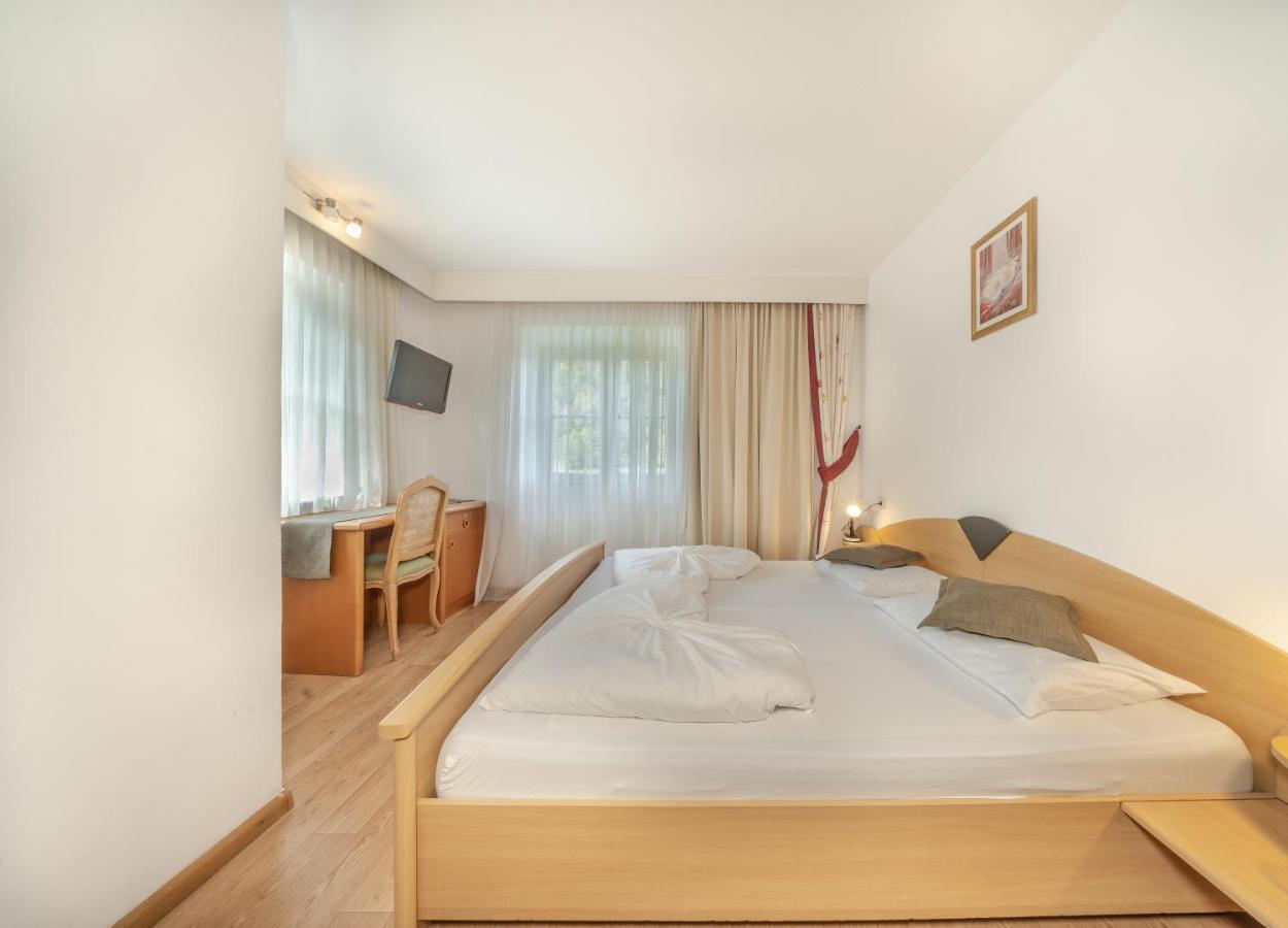 קאסטלרוטו Garni Hotel Melissa מראה חיצוני תמונה