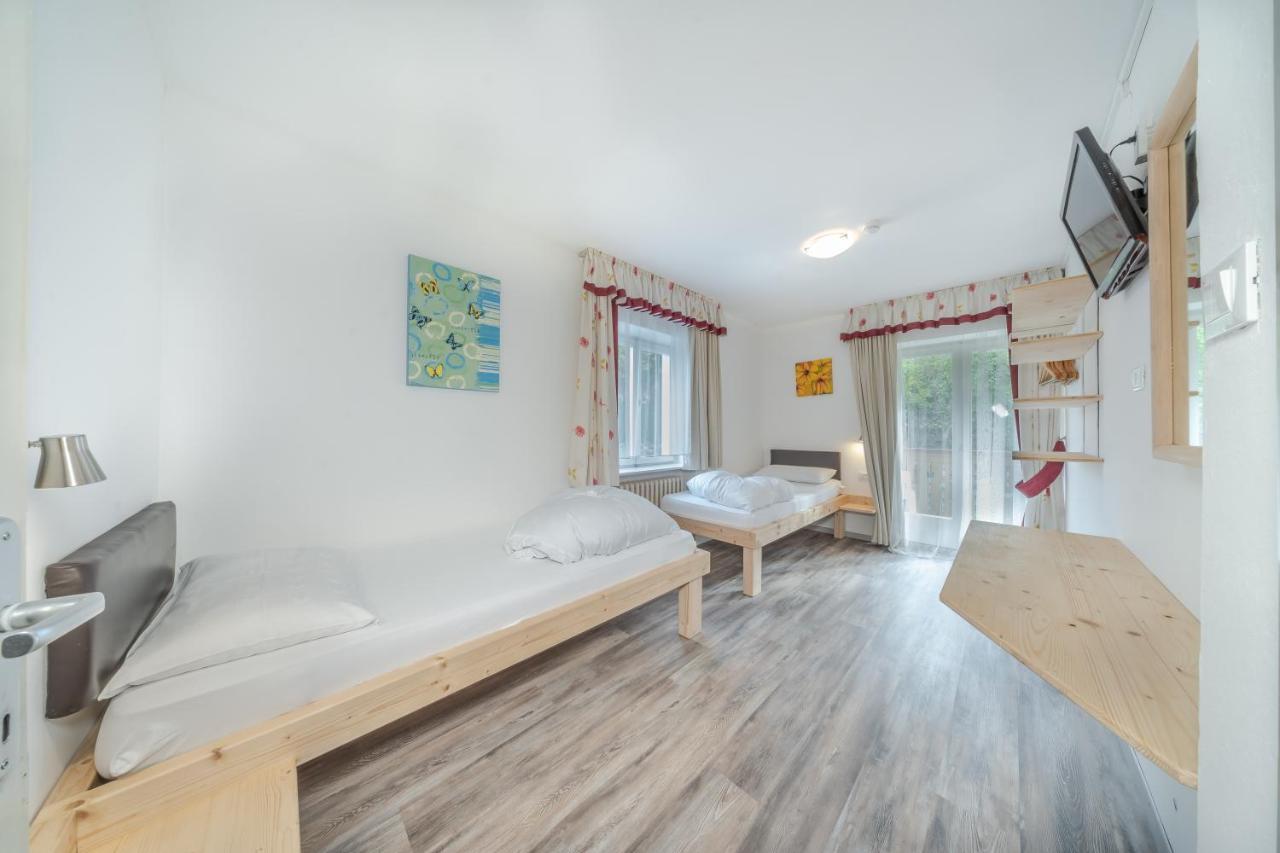 קאסטלרוטו Garni Hotel Melissa מראה חיצוני תמונה