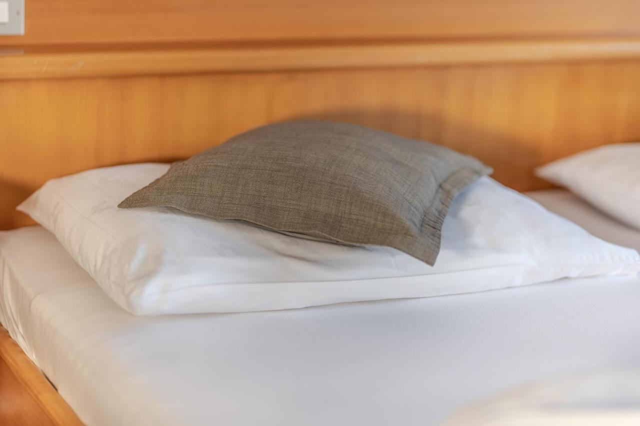 קאסטלרוטו Garni Hotel Melissa מראה חיצוני תמונה