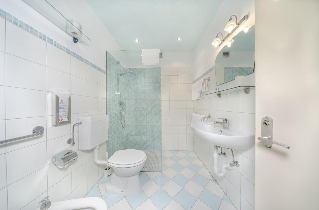 קאסטלרוטו Garni Hotel Melissa מראה חיצוני תמונה