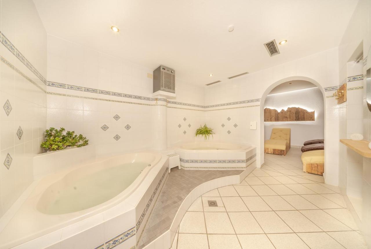 קאסטלרוטו Garni Hotel Melissa מראה חיצוני תמונה